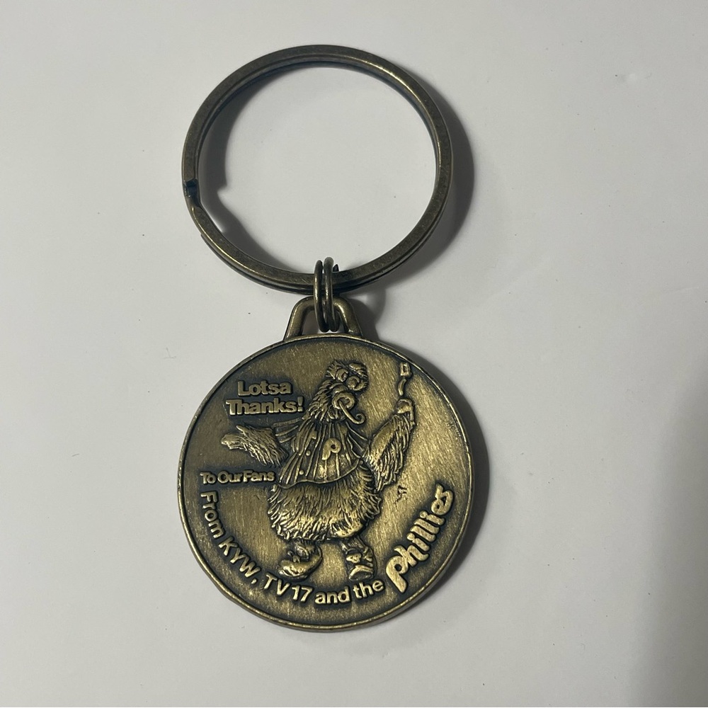 Vintage Philadelphia Phillies KYW TV 17  Lotsa Thanks! Metal Keychain